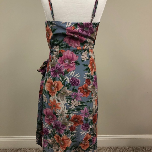 Floral wrap dress from Yumi Kim - Picture 5 of 10